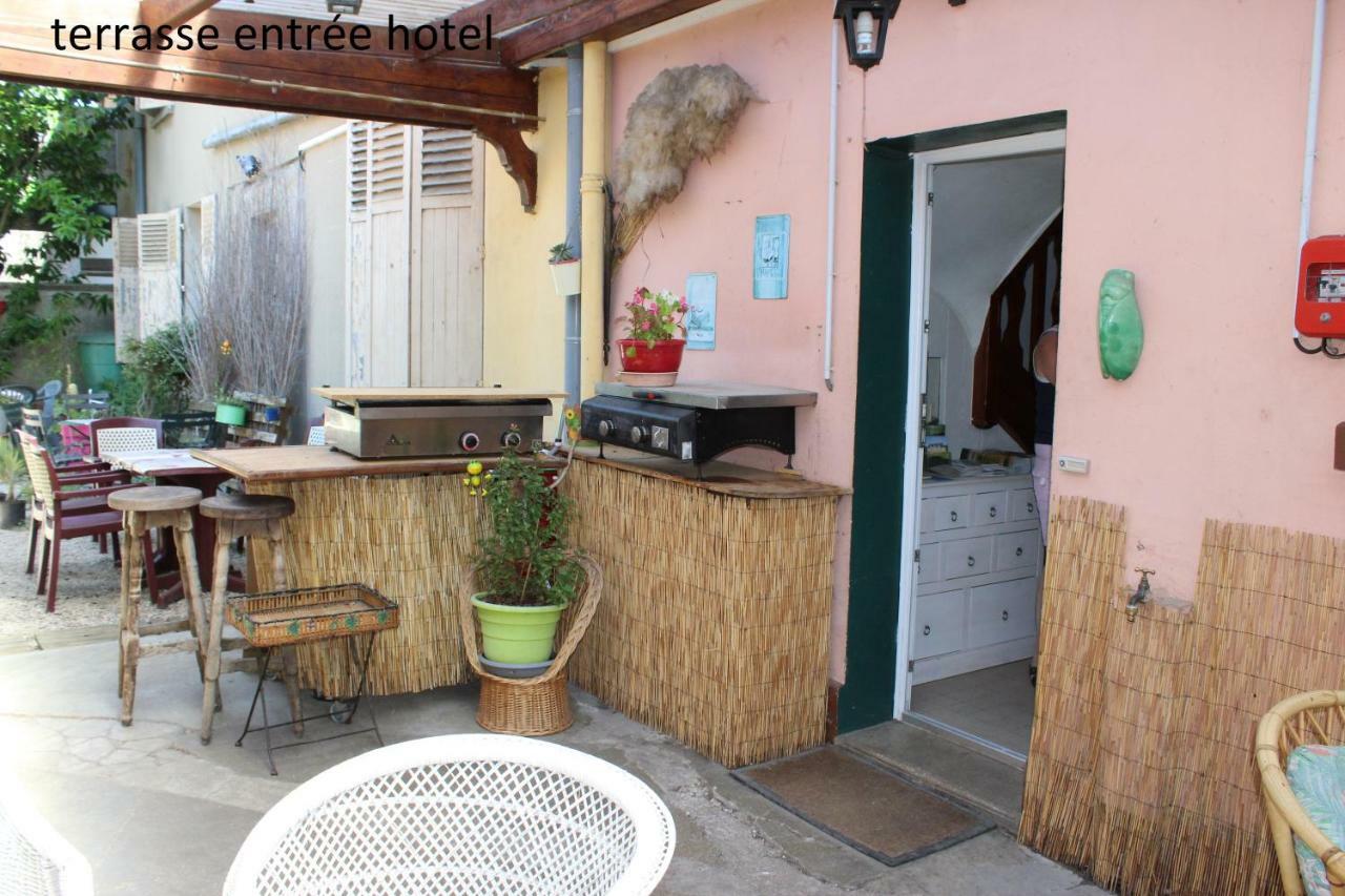 Hotel Le Dervois Montier-en-Der Esterno foto